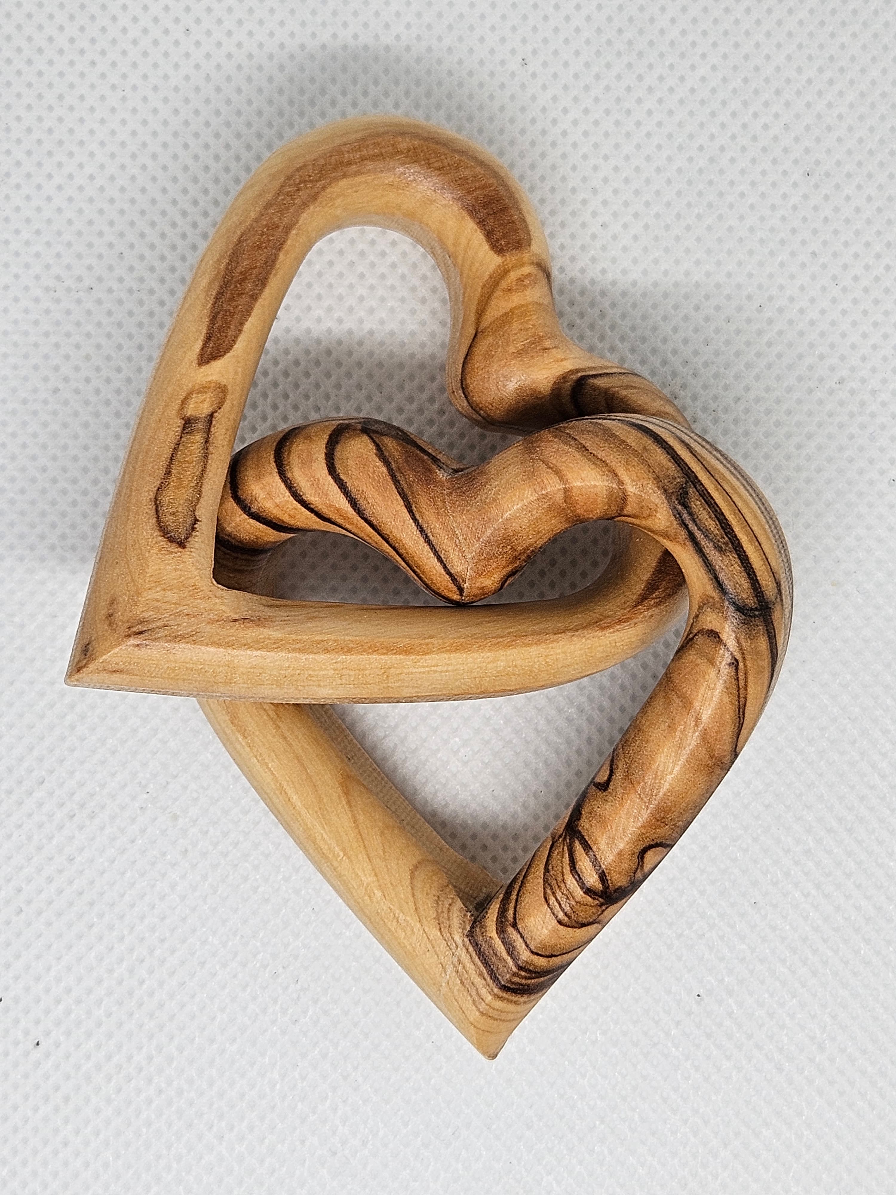 Interconnecting Hearts 6cm